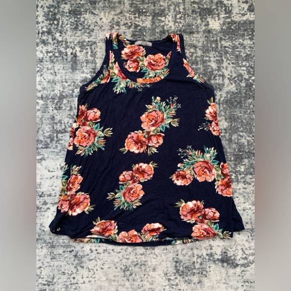 LOVEAPPELLA Earnest Swing Knit Top | Small Petite | Navy - Picture 2 of 5